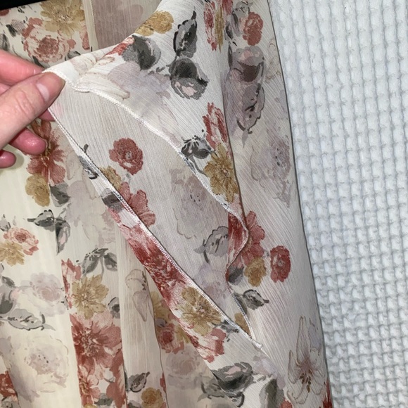 Floral kimono size small - Picture 4 of 7